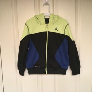 Boys Jordan zip jacket! Size small (5/6)